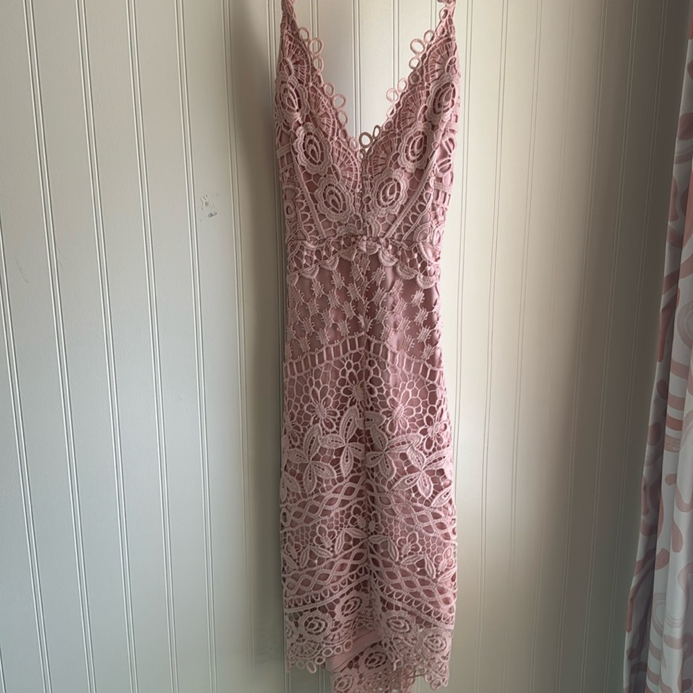 ASTR Blush mini lace dress. NWT. XS.
